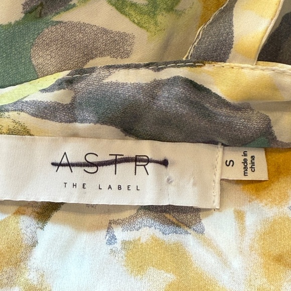 New! ASTR the Label Floral Corset Satin Dress Yellow Cream Floral 45285 - Picture 13 of 16